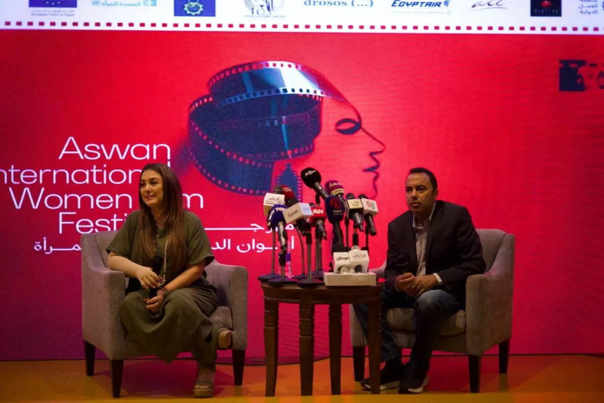 كندة علوش من الماستر كلاس بمهرجان أسوان- الصورة خاصة بـ«سيدتي» تصوير ندى محسن