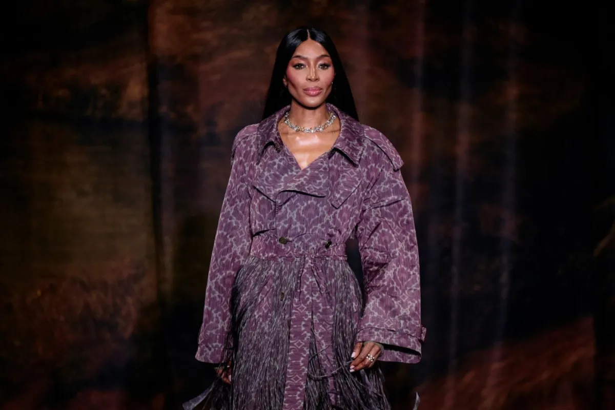 نعومي كامبل خلال أسبوع الموضة في لندن، في لندن (Naomi Campbell during London Fashion Week, in London). مصدر الصورة: BENJAMIN CREMEL / AFP