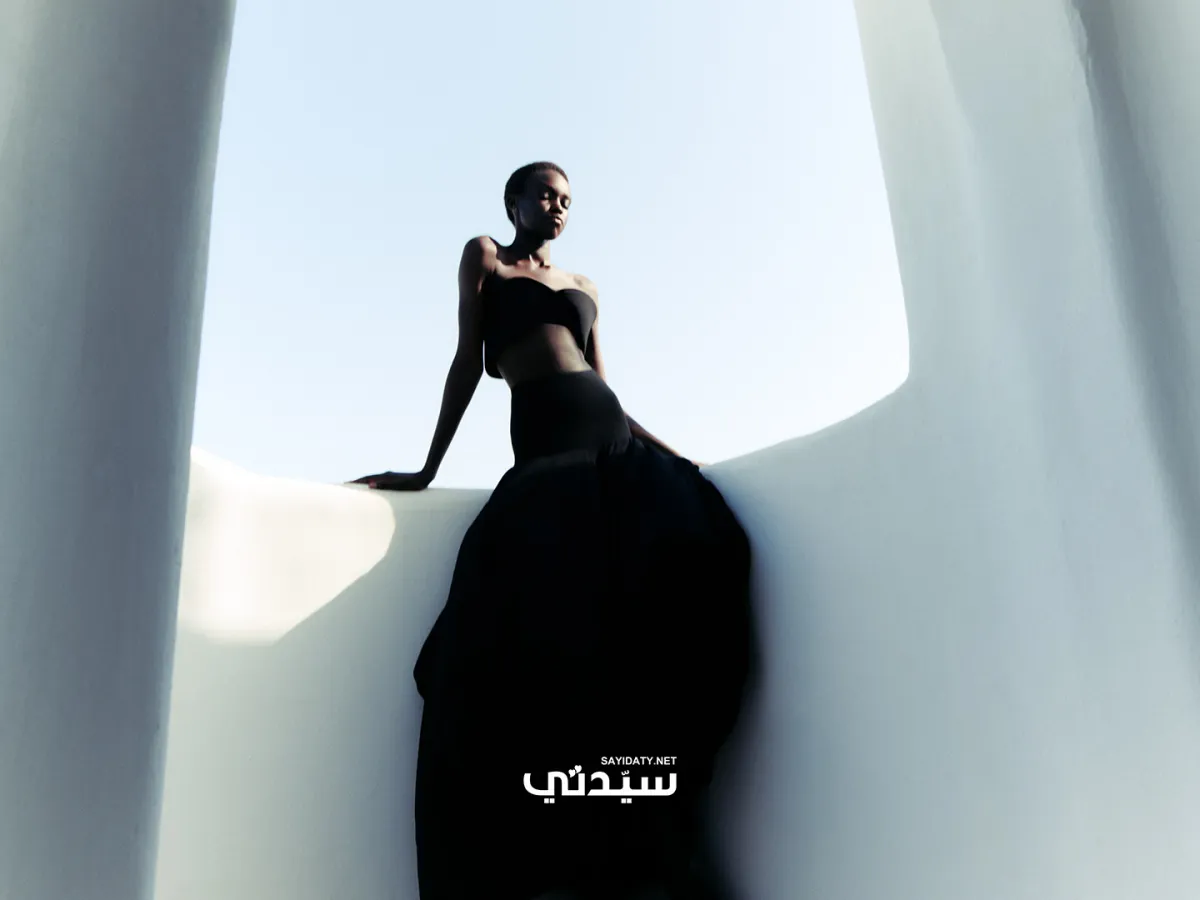 إطلالة كاملة من آلايا Alaïa