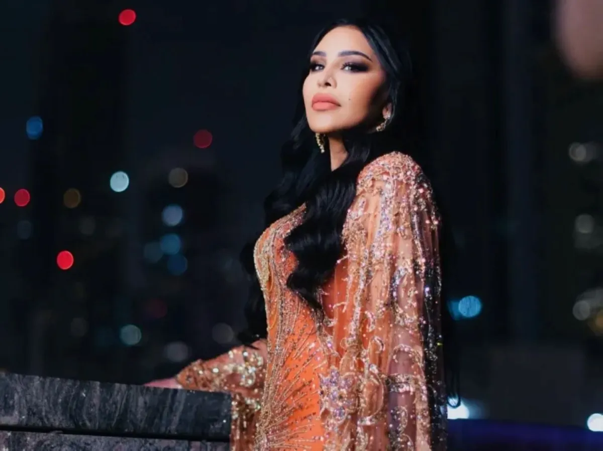 أحلام الشامسي- الصورة من صفحتها على إنستغرام