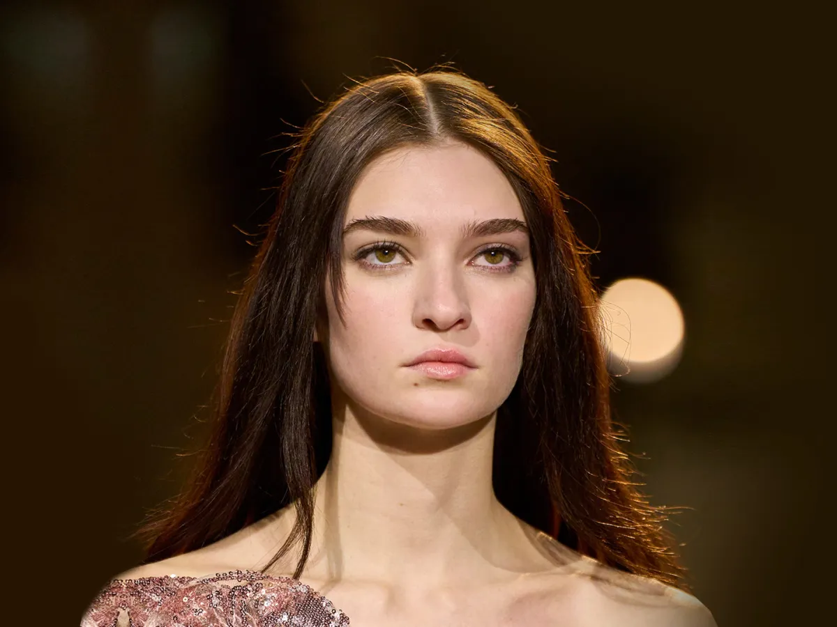 كيف تجعلين شعرك ينمو بشكل أسرع؟