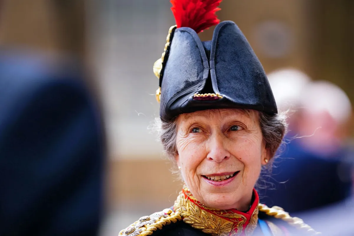 الأميرة آن في قصر باكنغهام، في لندن (Princess Anne at Buckingham Palace, in London). مصدر الصورة: Victoria Jones / POOL / AFP