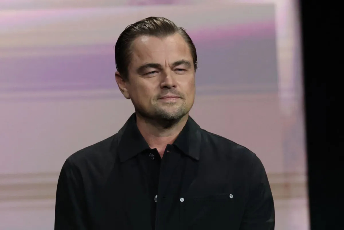 ليوناردو دي كابريو في الكولوسيوم في قصر سيزرز في لاس فيغاس، نيفادا (Leonardo DiCaprio at The Colosseum at Caesars Palace in Las Vegas, Nevada). مصدر الصورة: VALERIE MACON / AFP