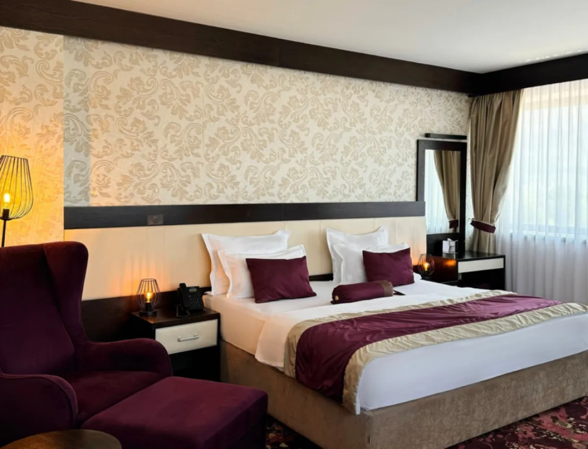 لقطة لإحدى الغرف في فندق مالاك ريجنسي -الصورة من صفحة malakregency الرسمية على إنستغرام