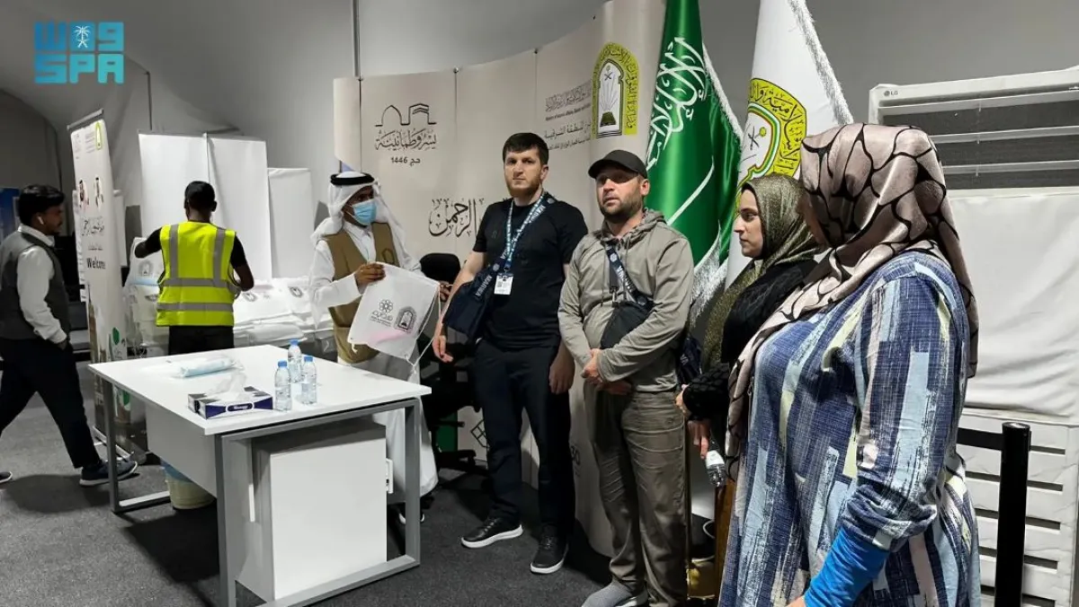  استقبال أول وفود حجاج بيت الله الحرام القادمين من خارج المملكة عبر مكتب الوزارة بمنفذ البطحاء الحدودي