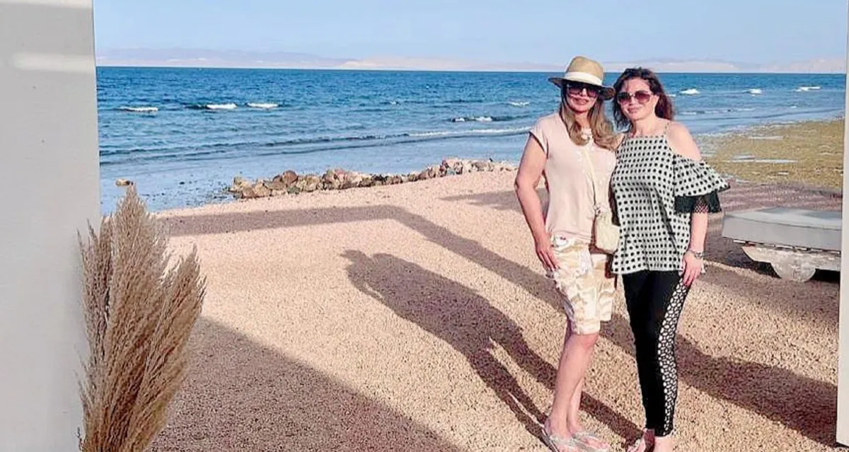 ليلى علوي برفقة إلهام شاهين - الصورة من حساب الفنانة إلهام شاهين على إنستغرام