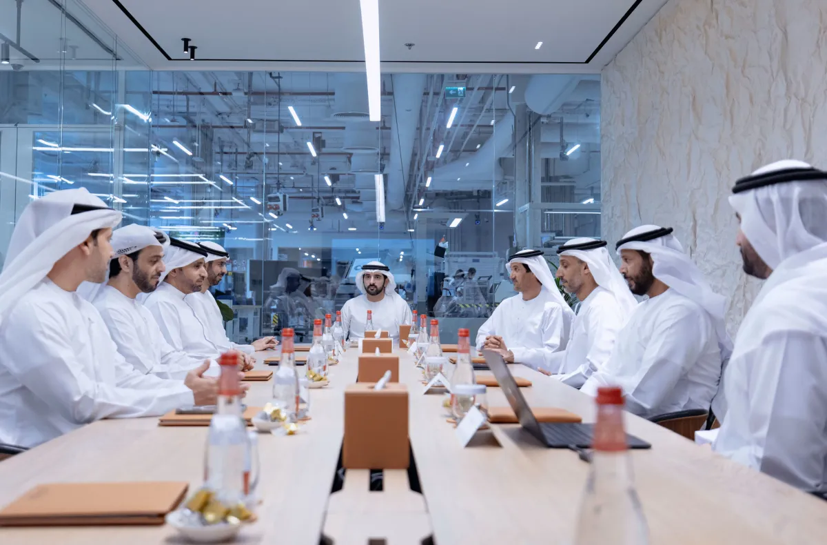 الشيخ حمدان بن محمد بن راشد يوجه بإطلاق مركز دبي لتكنولوجيا العقار. الصورة من الحساب الرسمي لولي عهد دبي على منصة x