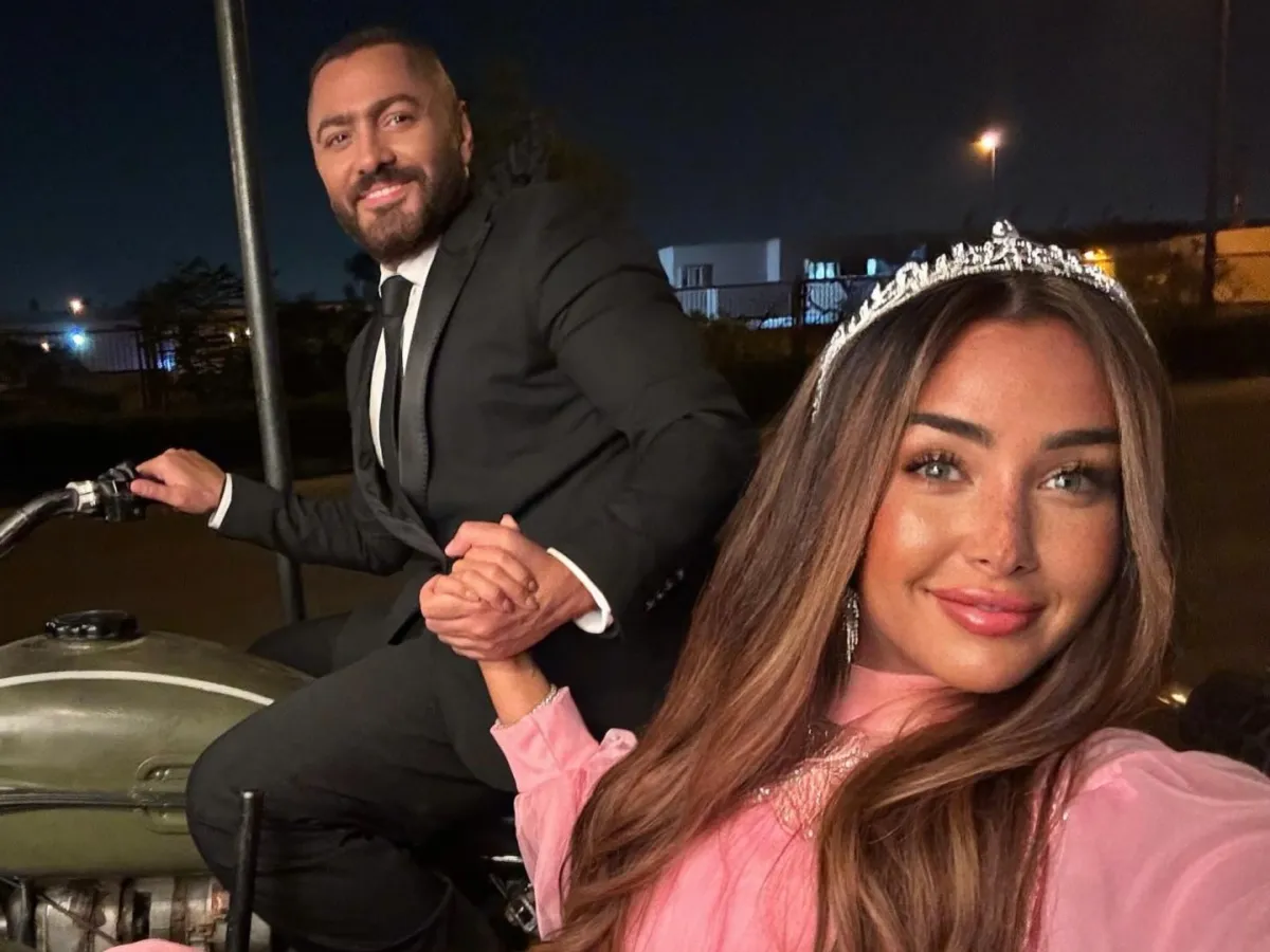 تامر حسني وهنا الزاهد من فيلم ريستارت- الصورة من حساب هنا الزاهد على إنستغرام