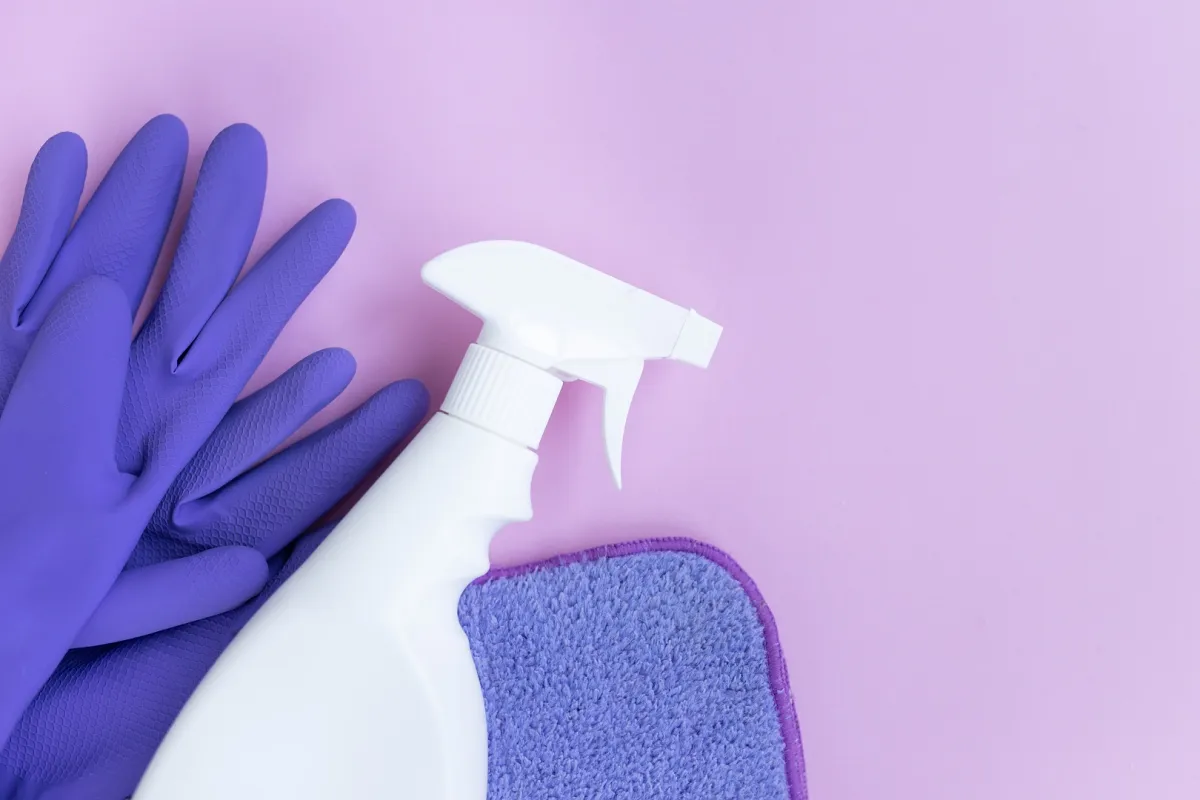 بيروكسيد الهيدروجين مستخدم في أعمال المنزل