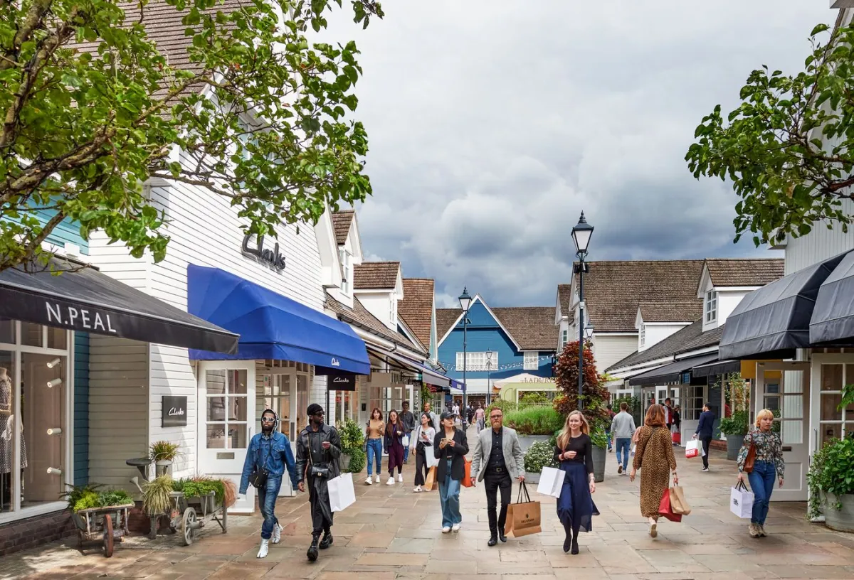 بيستر فيلاج 