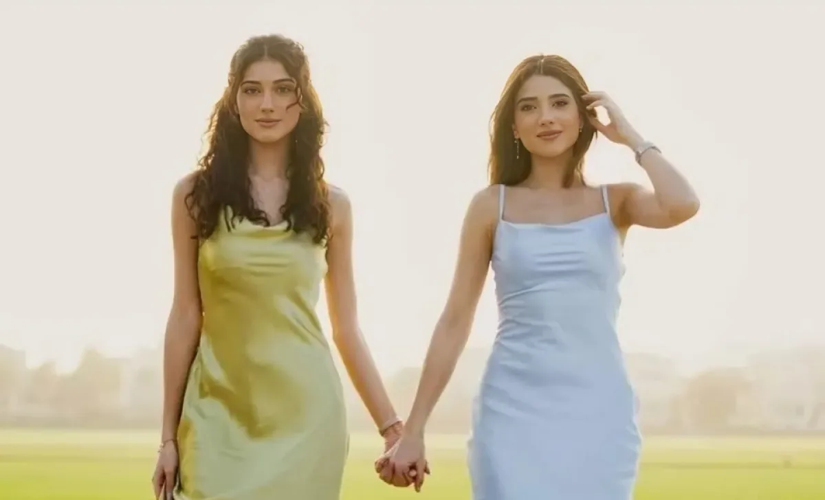 نارين بيوتي مع شقيقتها شيرين- الصورة من حساب نارين على إنستغرام