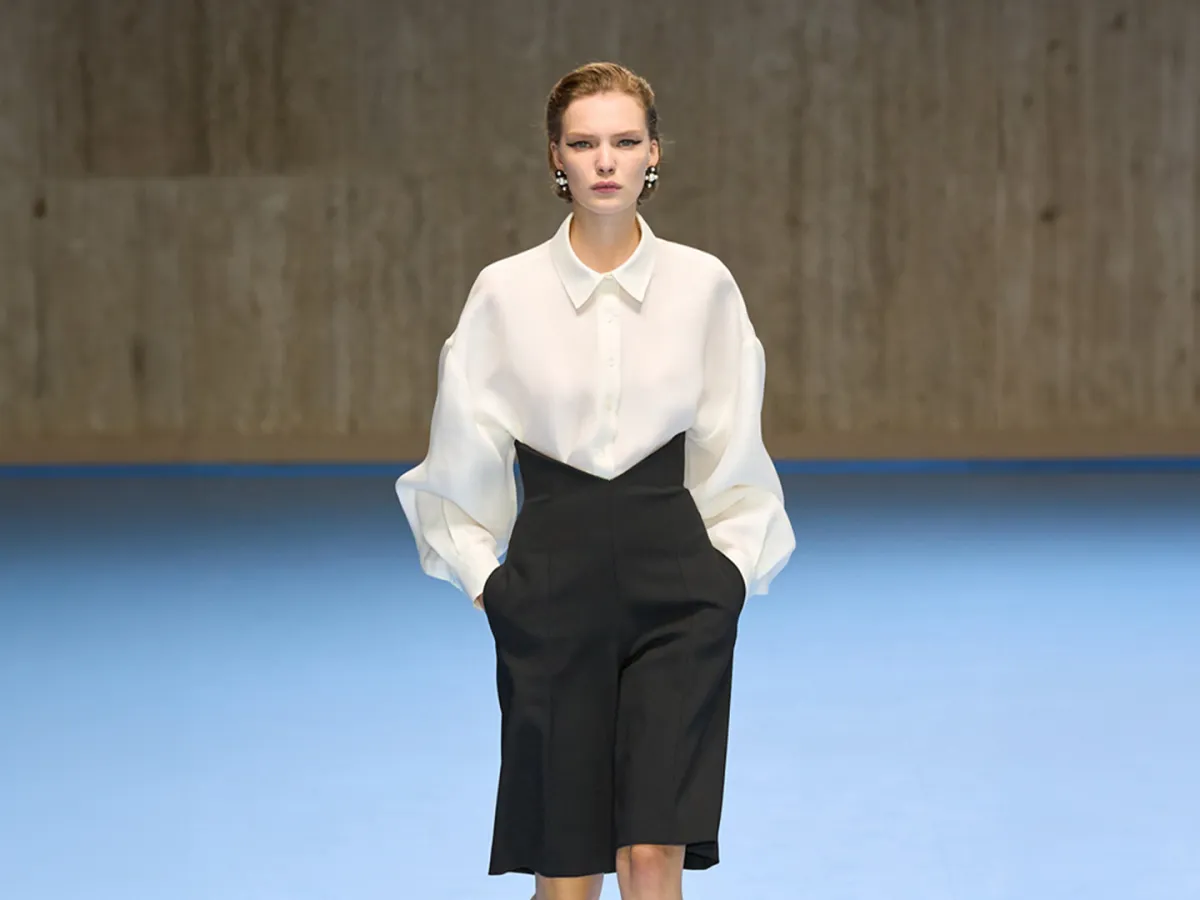 شورت من كارولينا هيريرا Carolina Herrera -  الصور من Launchmetrics/Spotlight ©