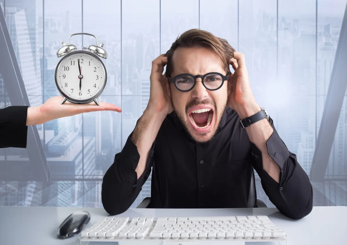  التمثيل في العمل أداة بقاء لا تصنُّعاً اجتماعياً