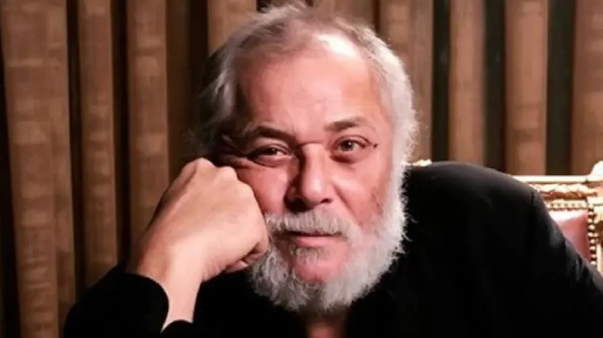 محمود عبد العزيز- صورة أرشيفية