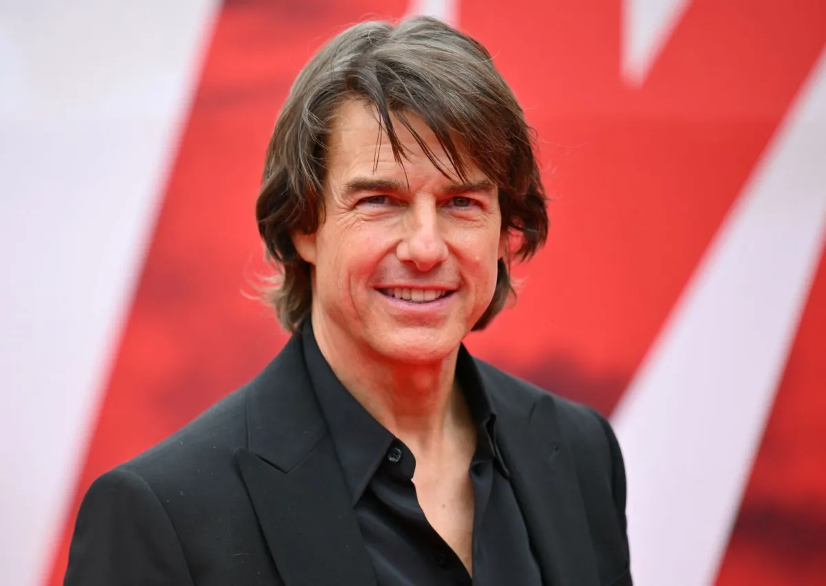 توم كروز في مركز لينكولن فاونتن بلازا في نيويورك (Tom Cruise at the Lincoln Center Fountain Plaza in New York). مصدر الصورة: ANGELA WEISS / AFP
