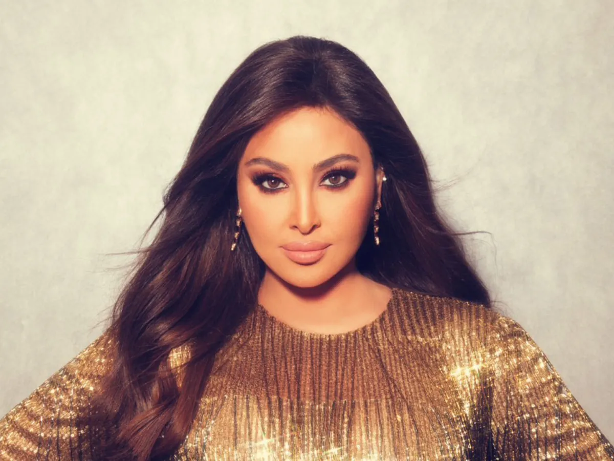 طبقي مكياجك في المناسبات بأسلوب إليسا