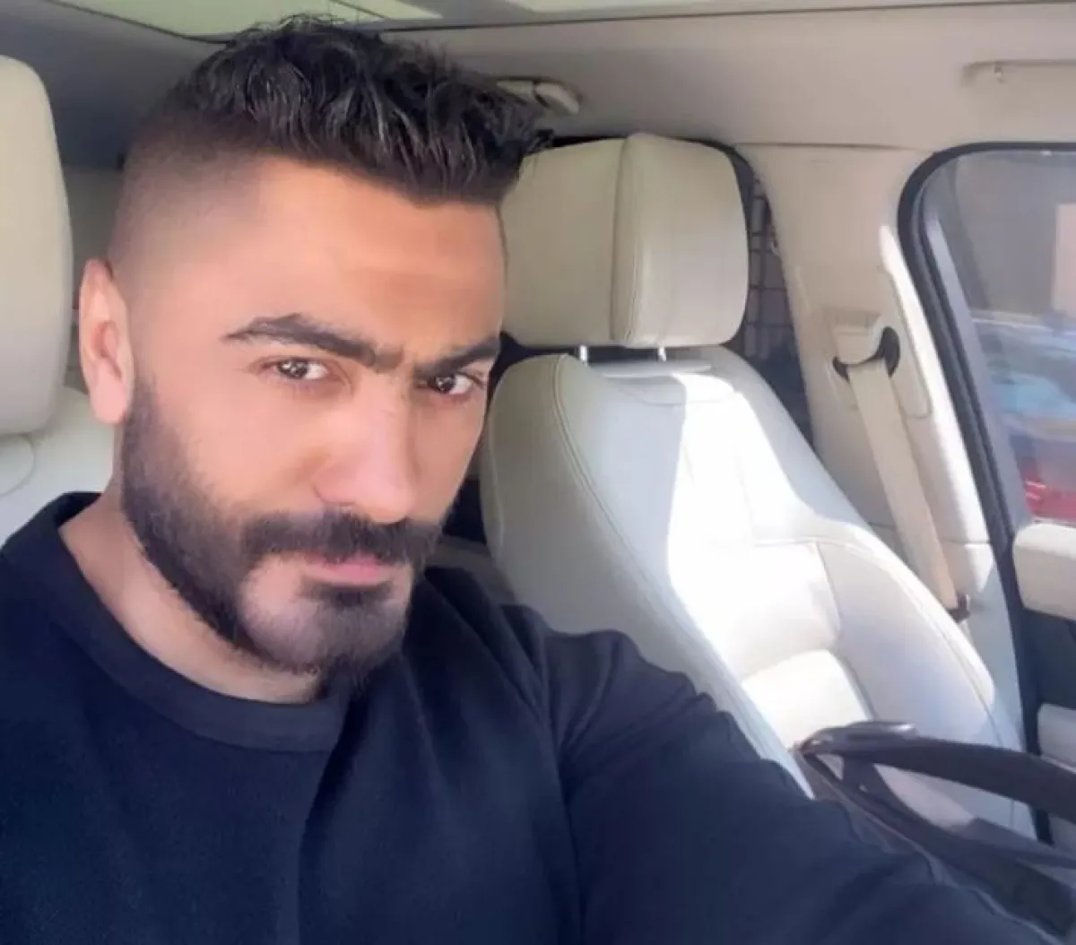 تامر حسني- الصورة من حسابه على إنستغرام