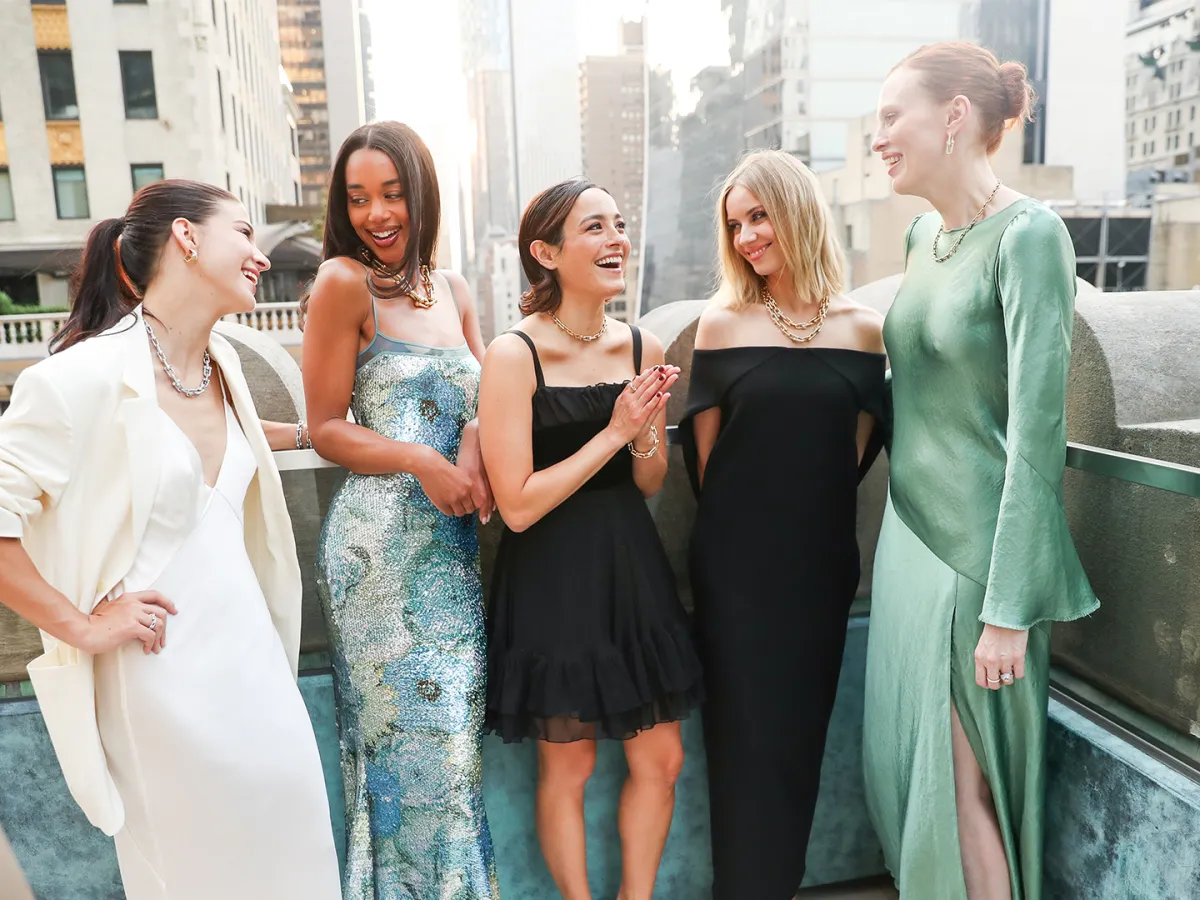 نجمات وعارضات أزياء عالميات في حفل عشاء تيفاني آند كو بنيويورك- الصورة من العلامة 