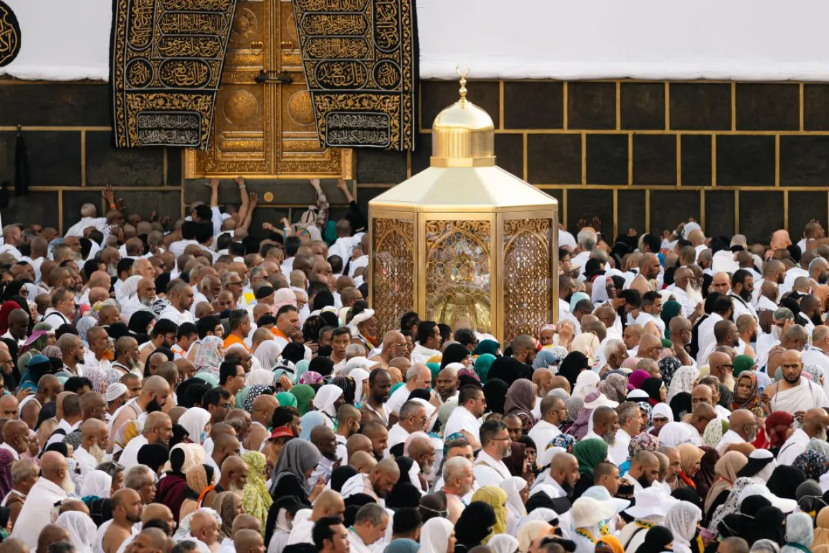 يأتي ذلك انطلاقًا من حرص الهيئة العامة للعناية بشؤون المسجد الحرام والمسجد النبوي على صحة وسلامة ضيوف الرحمن