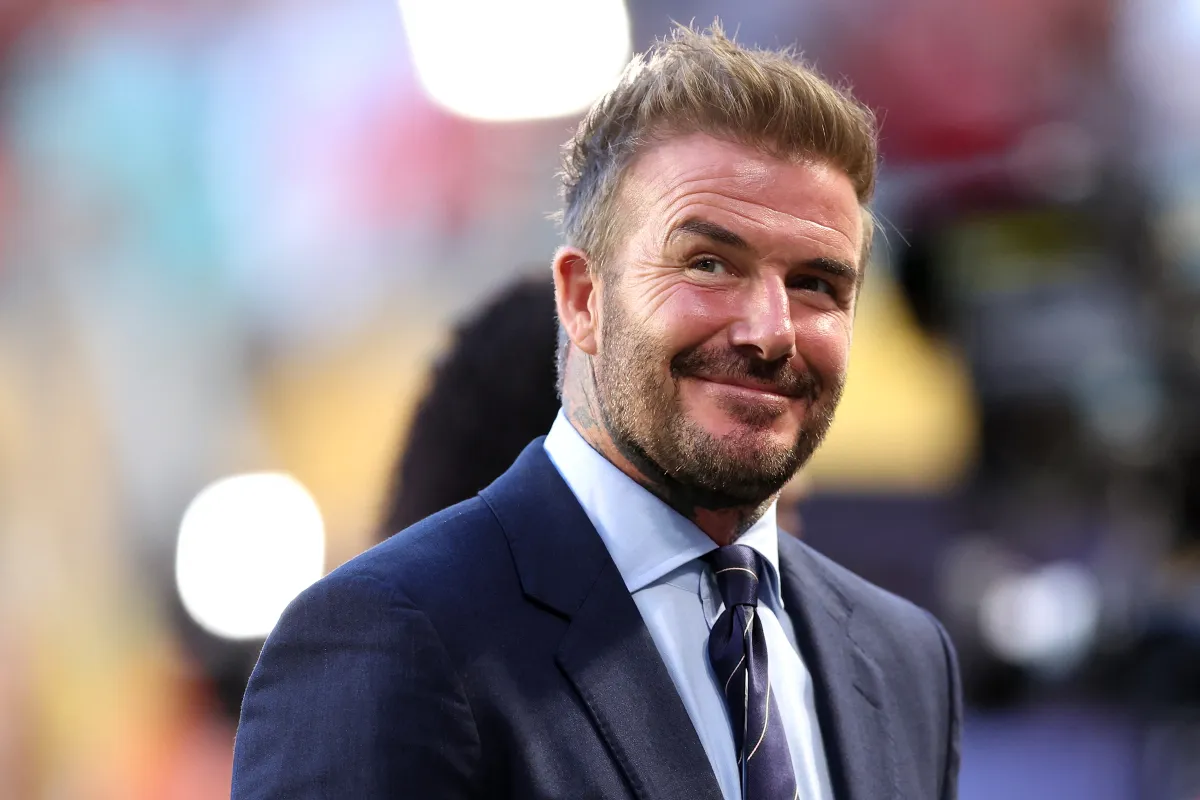 ديفيد بيكهام في ملعب هارد روك في ميامي جاردنز، فلوريدا (David Beckham at Hard Rock Stadium in Miami Gardens, Florida). مصدر الصورة: Megan Briggs/Getty Images/AFP