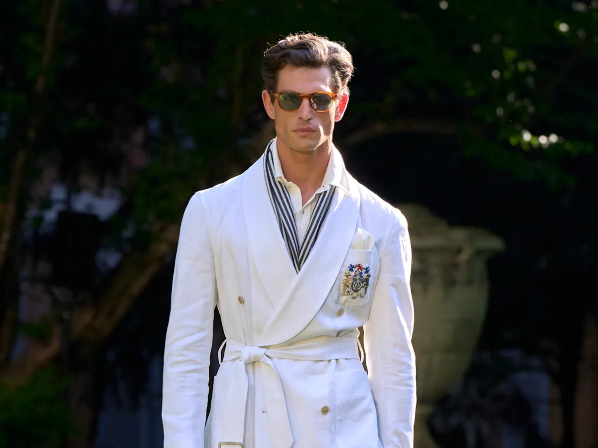 بليزر من دانهيل Dunhill - الصورة من Launchmetrics/Spotlight ©