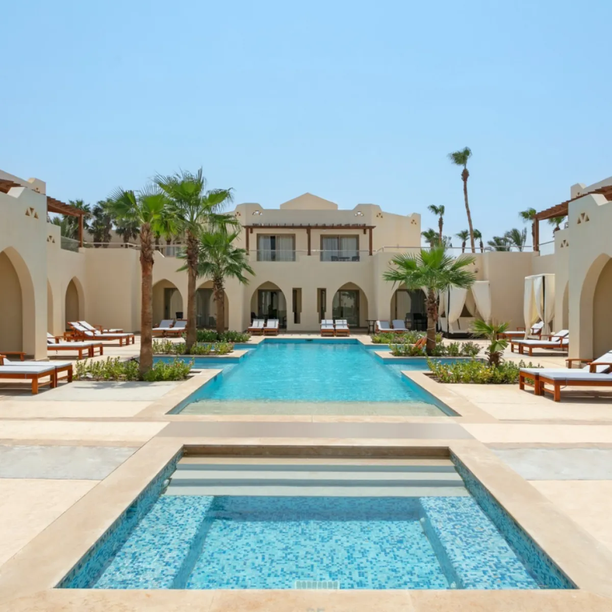 لقطة خارجية لزانادو ريزورت (الصورة من xanaduhotels)