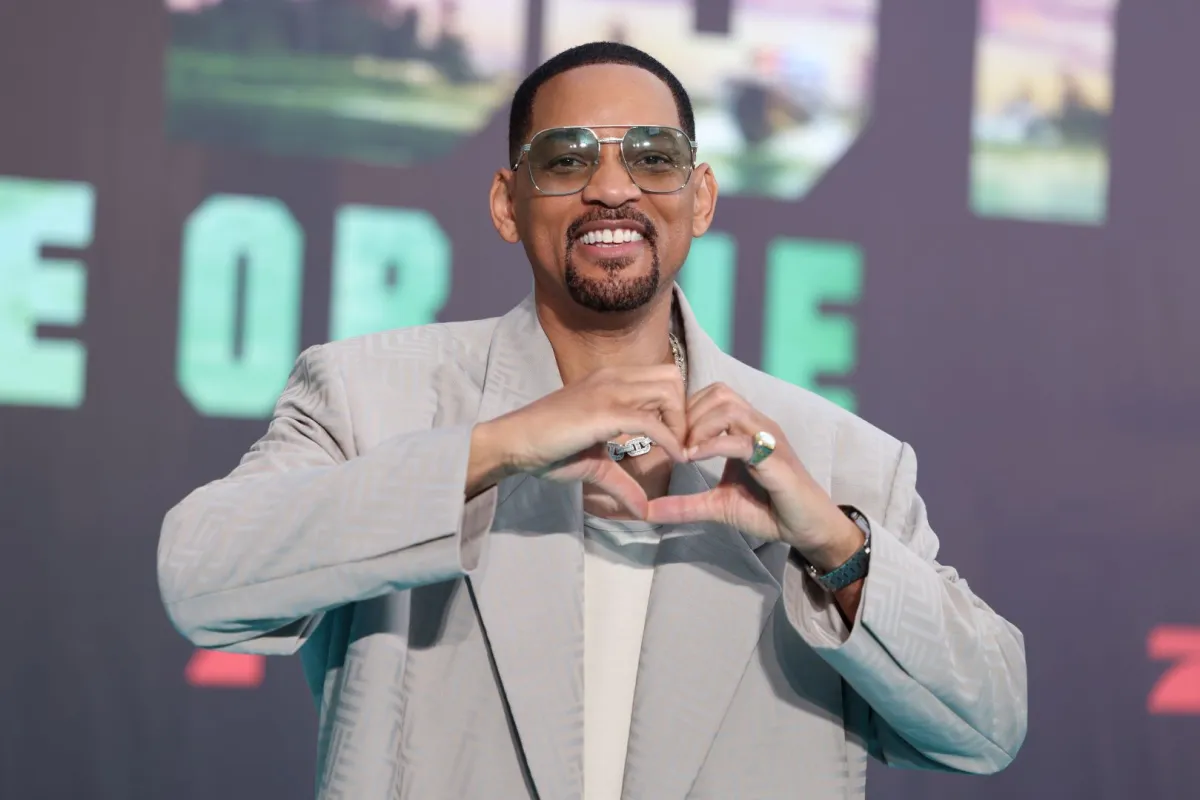 ويل سميث في قصر حديقة الحيوان في برلين، ألمانيا (Will Smith at Zoo Palast in Berlin, Germany). مصدر الصورة: Gerald Matzka/Getty Images for Sony Pictures