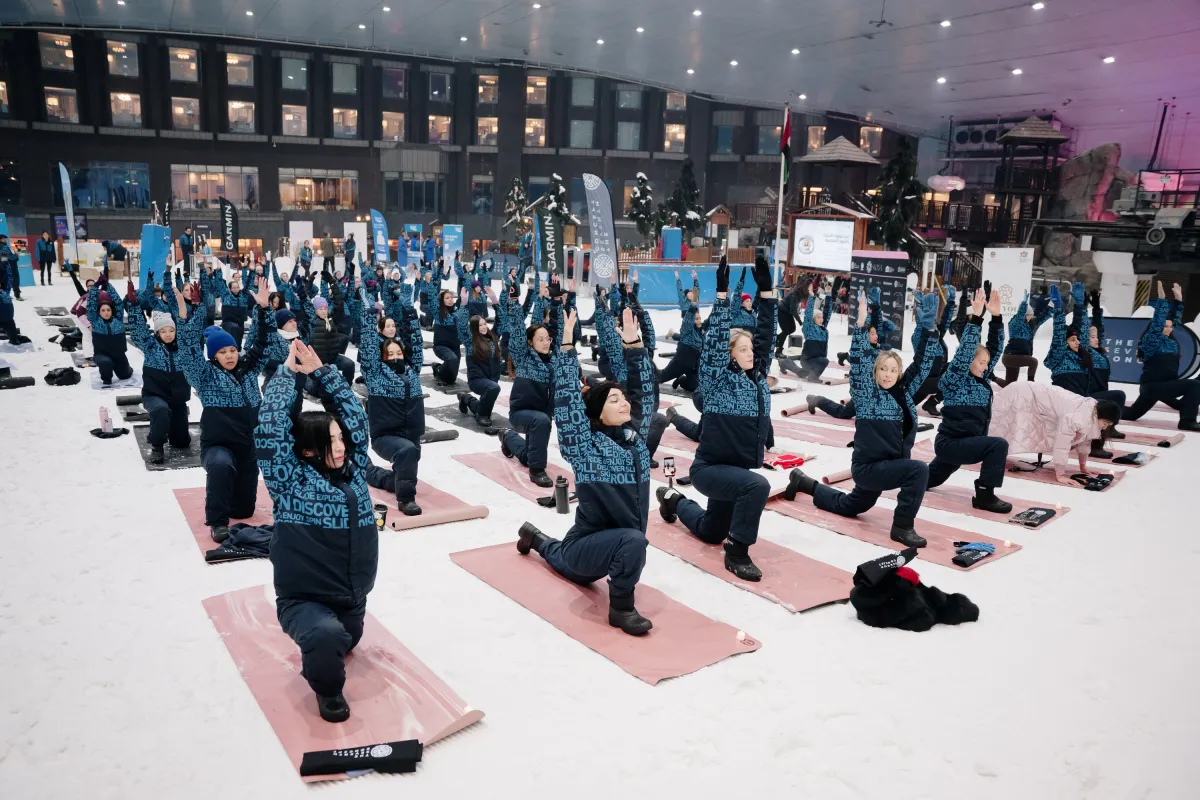 تنظيم يوغا الثلج (سنوجا) للسيدات. الصورة من مكتب دبي الإعلامي