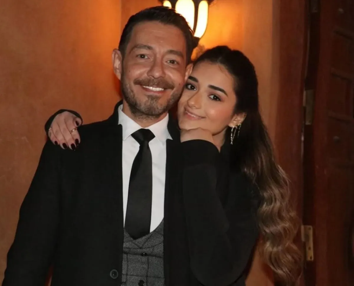 ملك أحمد زاهر مع والدها النجم أحمد زاهر - الصورة من حسابها على إنستغرام