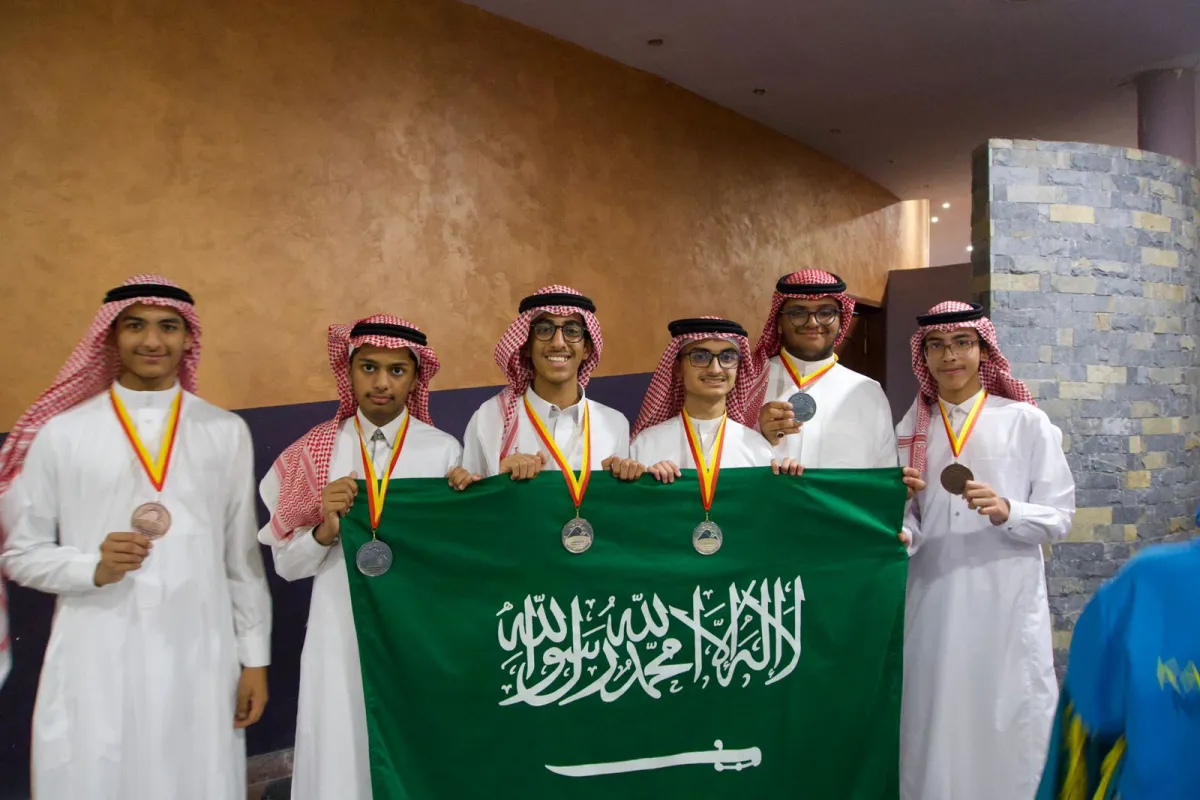 الطلبة الفائزون بأولمبياد البلقان للرياضيات. الصورة من الحساب الرسمي لموهبة على منصة x