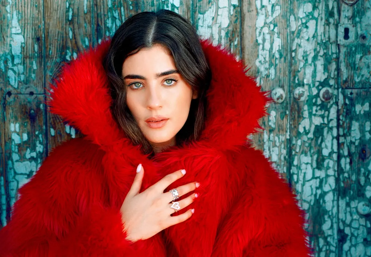 الفنانة تيليلا