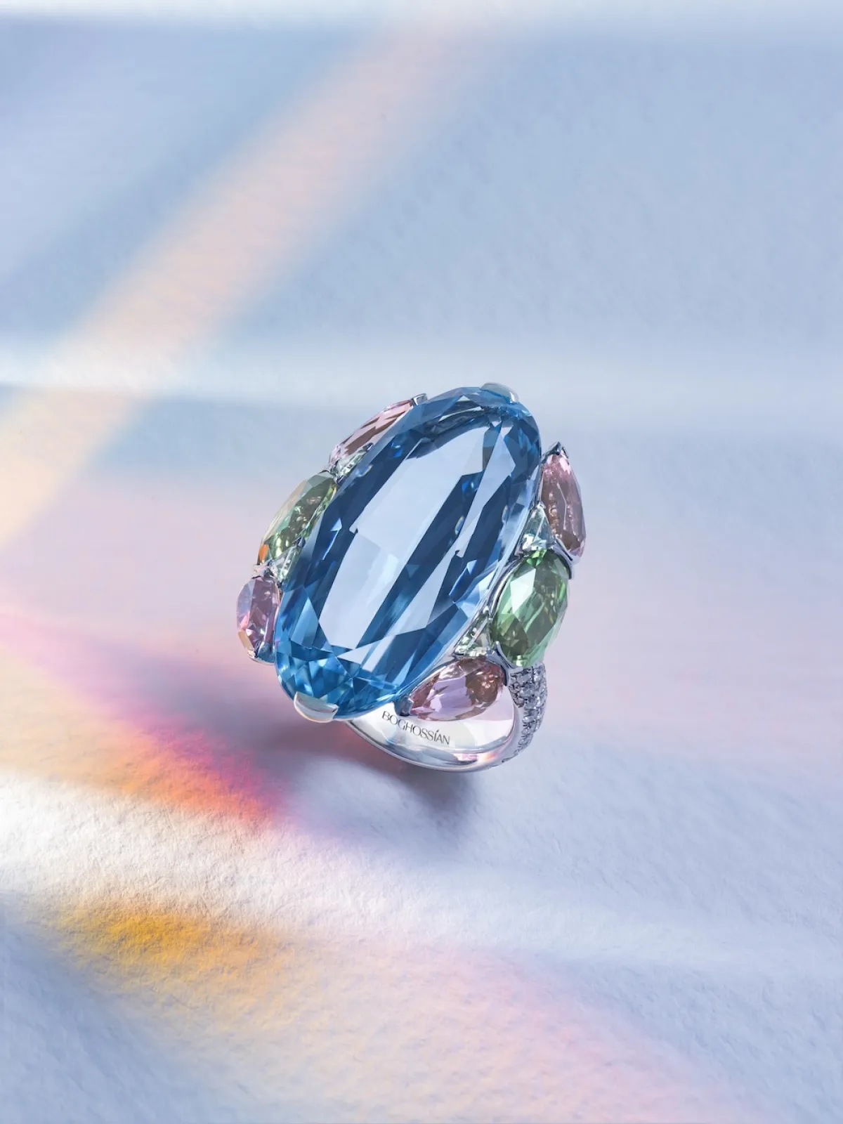 خاتم Lirya من الأحجار الكريمة الملوّنة