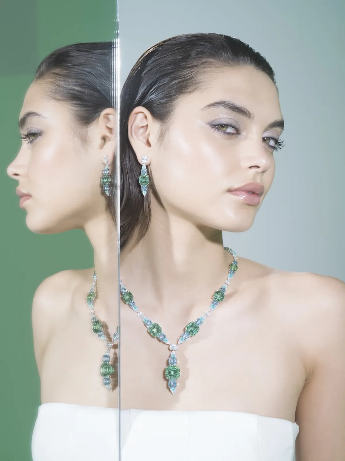 السرّ في الحجارة الكريمة