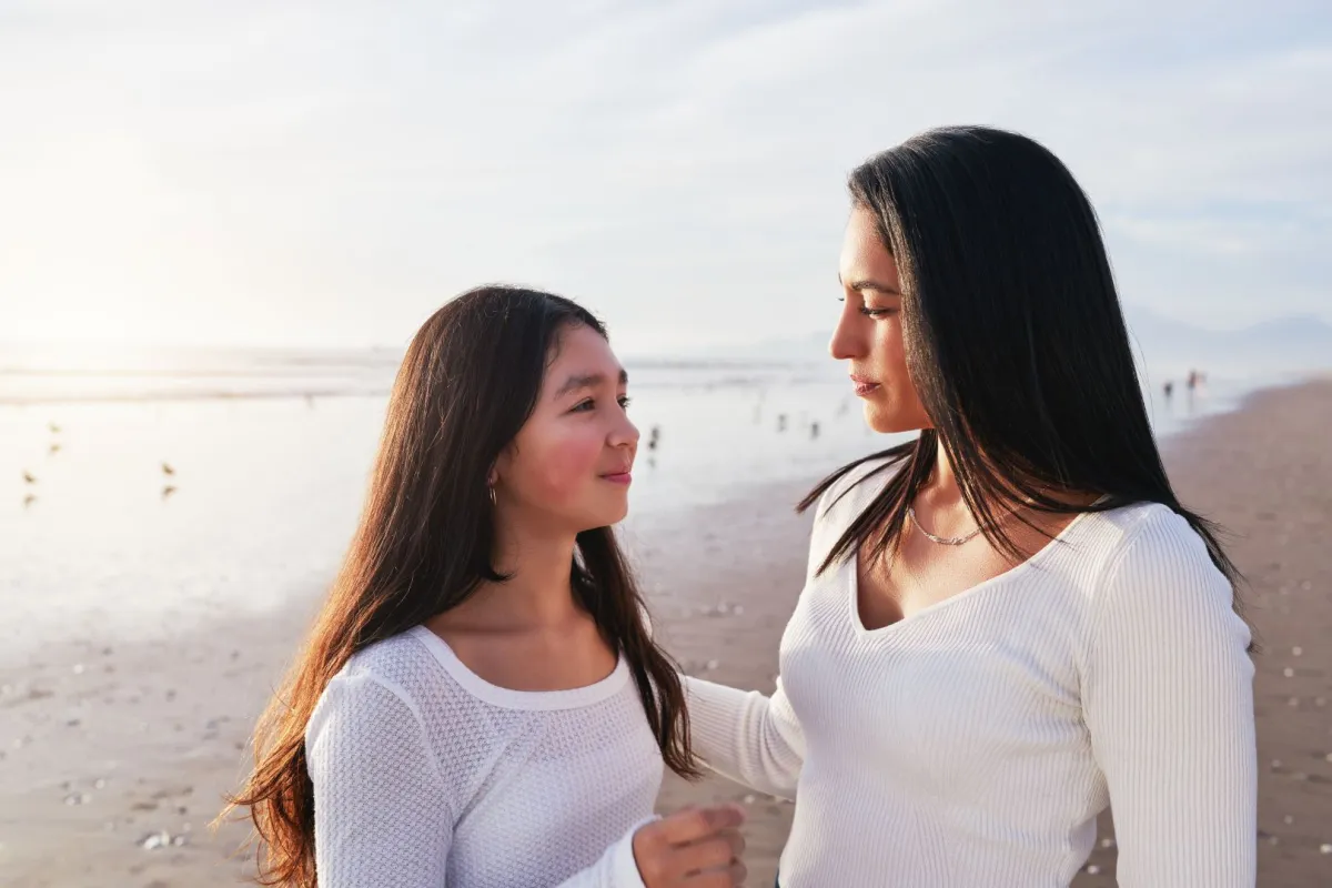 صورة أم وابنتها