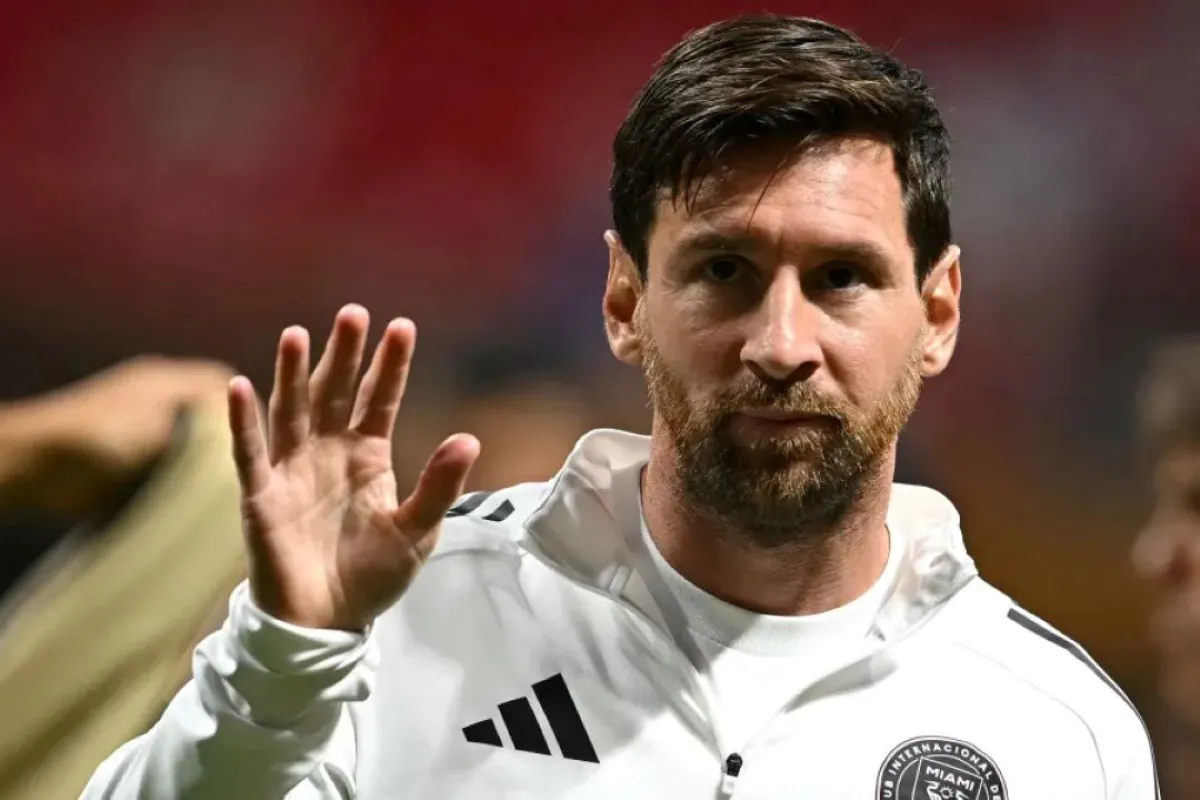 ليونيل ميسي في ملعب مرسيدس بنز في أتلانتا "Lionel Messi at the Mercedes-Benz stadium in Atlanta" - مصدر الصورة: Paul ELLIS / AFP