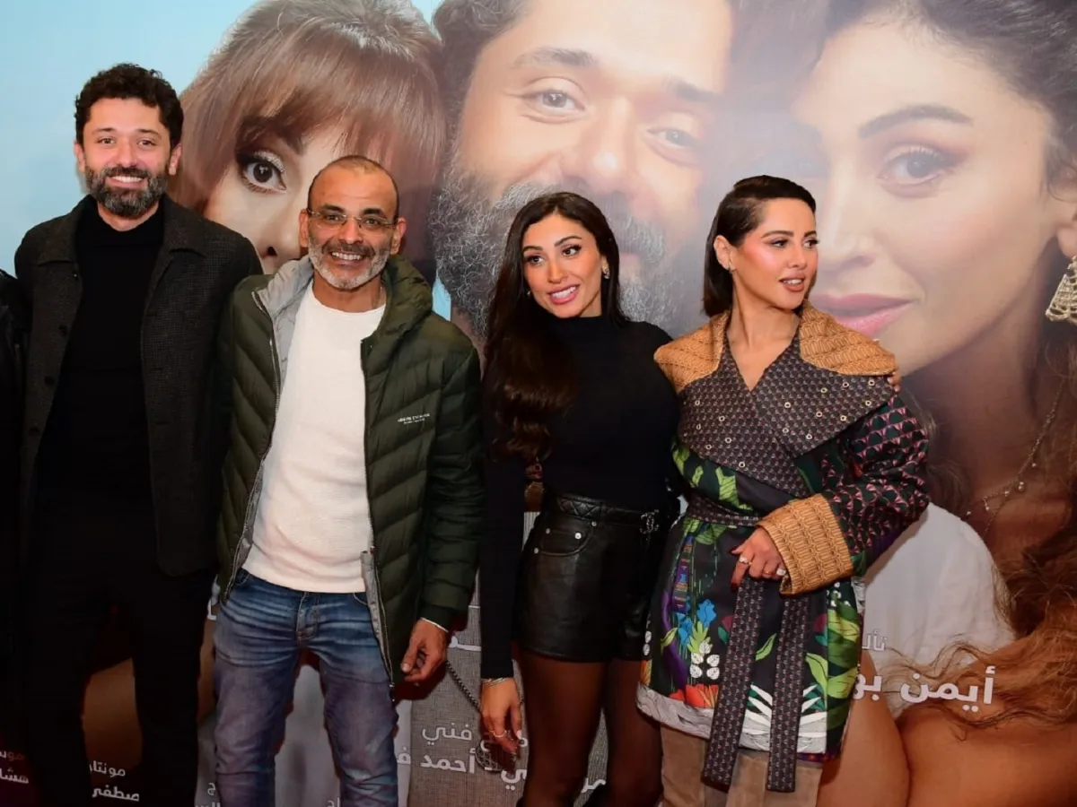 فريق عمل فيلم الهنا اللي أنا فيه- الصورة من حساب أيمن بهجت قمر على فيسبوك