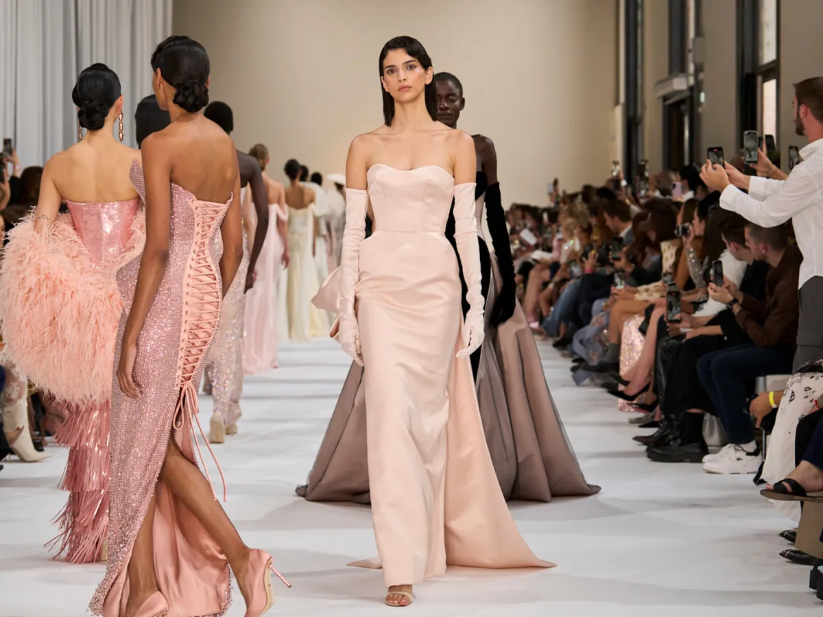 فستان من تمارا رالف Tamara Ralph - الصورة من Launchmetrics/Spotlight ©