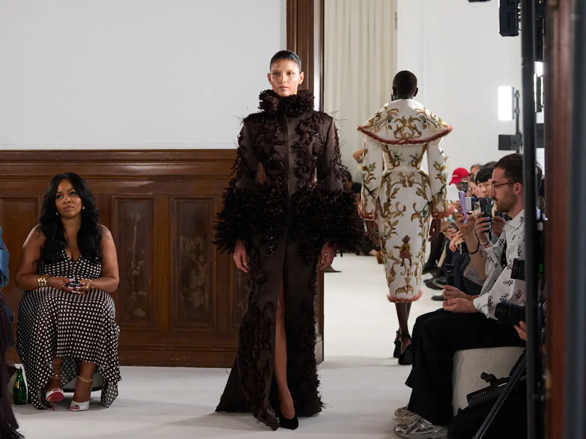 فستان من محمد آشي Ashi Studio - الصورة من Launchmetrics/Spotlight ©