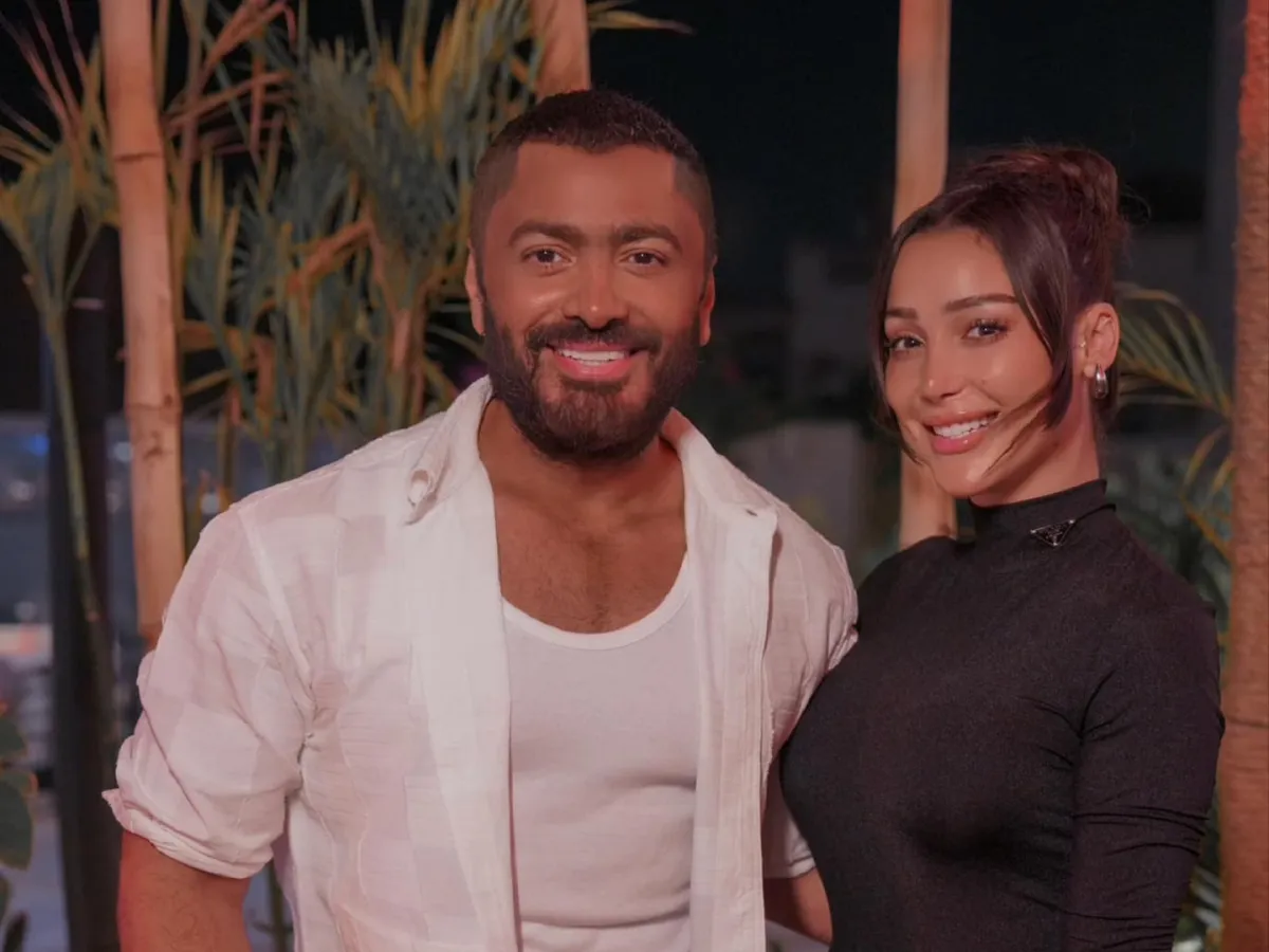 بسمة بوسيل وتامر حسني- الصورة من صفحة تامر حسني على فيسبوك