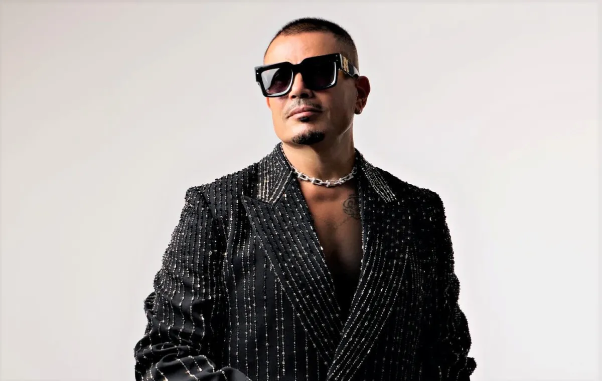 عمرو دياب - الصورة من حسابه على إنستغرام