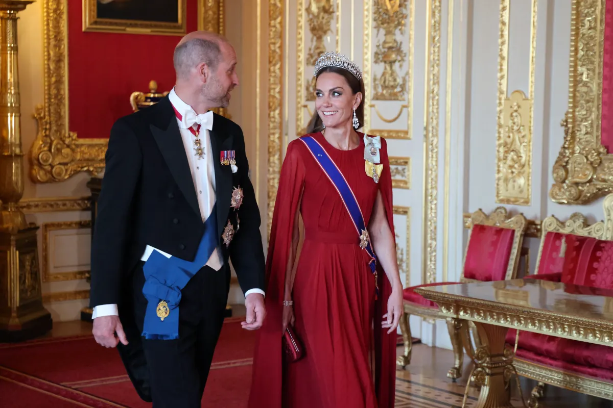 الأمير ويليام وكيت ميدلتون في قلعة وندسور ( Prince William and Kate Middleton at Windsor Castle ). مصدر الصورة:Ludovic MARIN / POOL / AFP