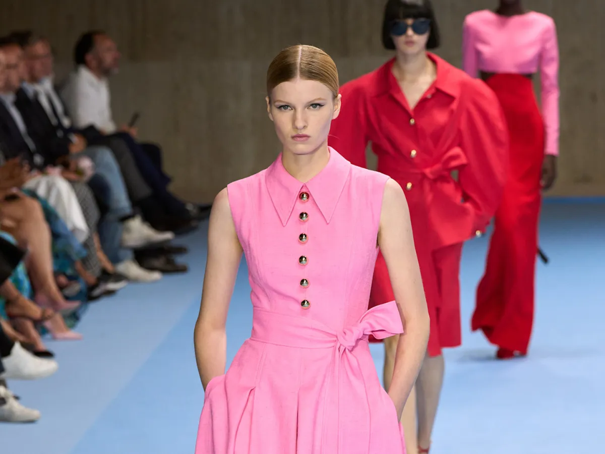 فستان من كارولينا هيريرا Carolina Herrera - الصورة من Launchmetrics/Spotlight ©