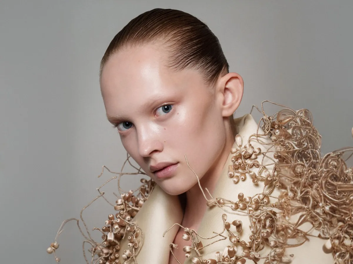 فوائد زيت الجسم اللامع