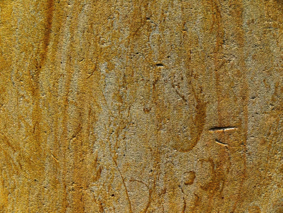 أثر طيني نادر