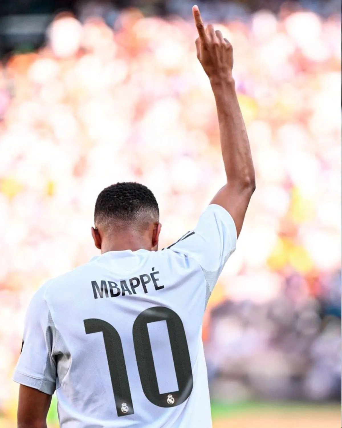  النجم الفرنسي سيرتدي رسمياً القميص رقم 10 في ريال مدريد بدءاً من الموسم المقبل