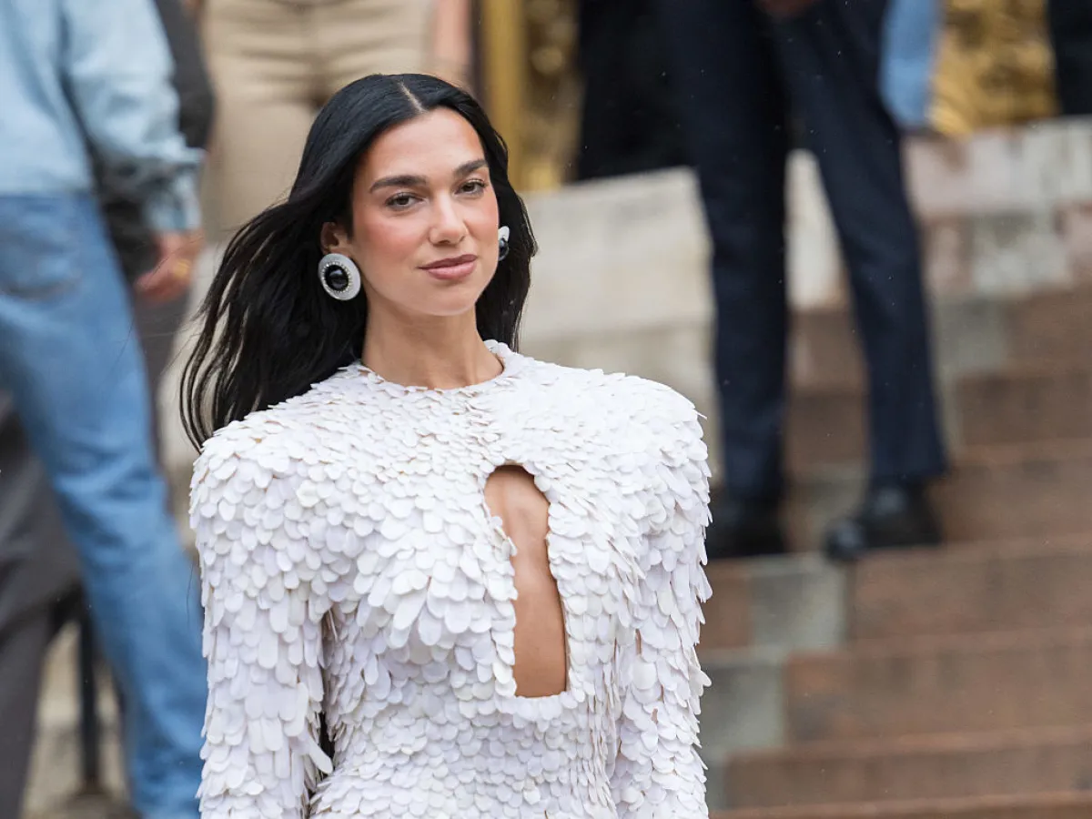 دواليبا Dua Lipa- (مصدر الصورة  Arnold Jerocki/Getty Images)