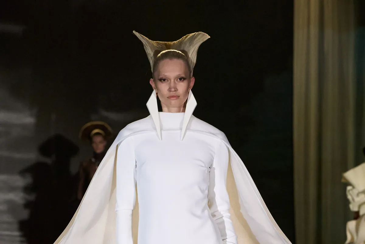 عرض ستيفان رولان Stephane Rolland Spring Summer 2025  - الصورة من Launchmetrics/Spotlight ©