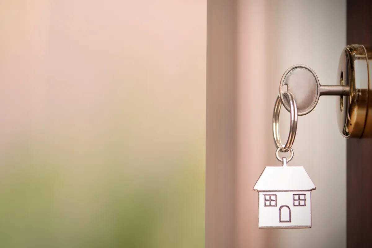 تهنئة بالمنزل الجديد