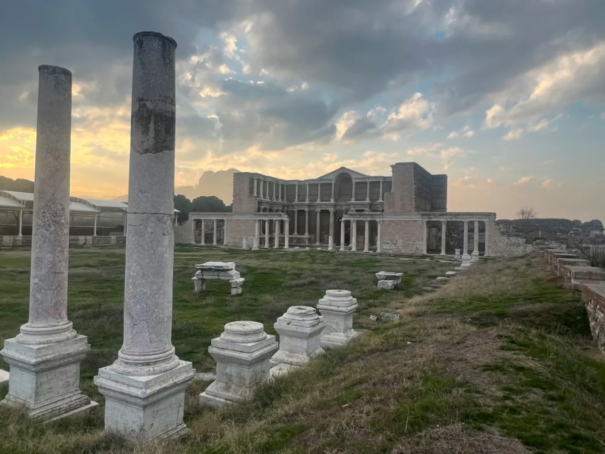 سارديس في قضاء صالحلي بولاية مانيسا غربي تركيا 