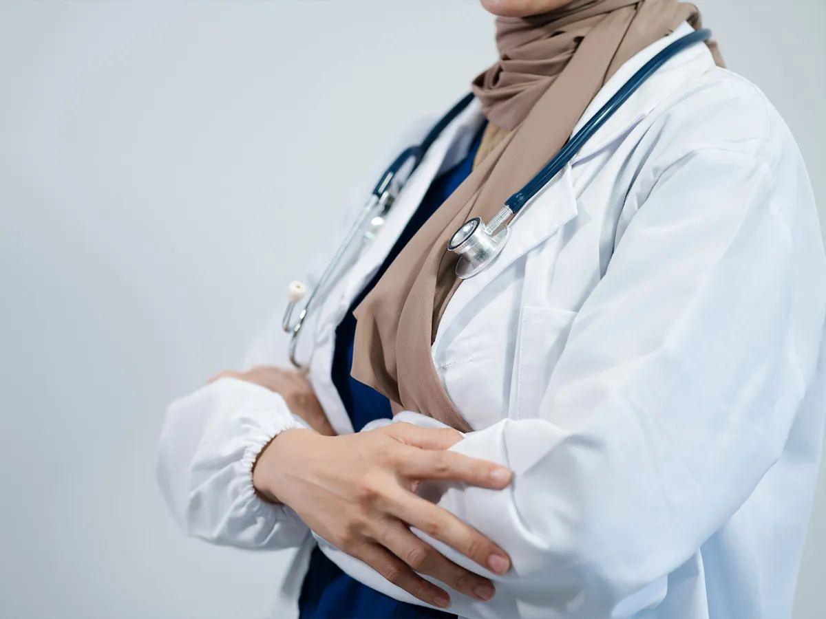  صورة تعبيرية  لمناسبة يوم المرأة الإماراتية - مصدر الصورة :elements envato by thichas